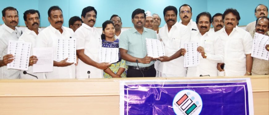 திருச்சி மாவட்ட கலெக்டர் அலுவலகத்தில் இறுதி வாக்காளர் பட்டியல் வௌியீடு..!!