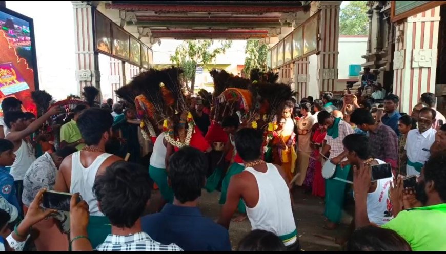 பழனி தண்டாயுதபாணி சுவாமி கோவிலில் குவிந்த ஆயிரக்கணக்கான பக்தர்கள்...