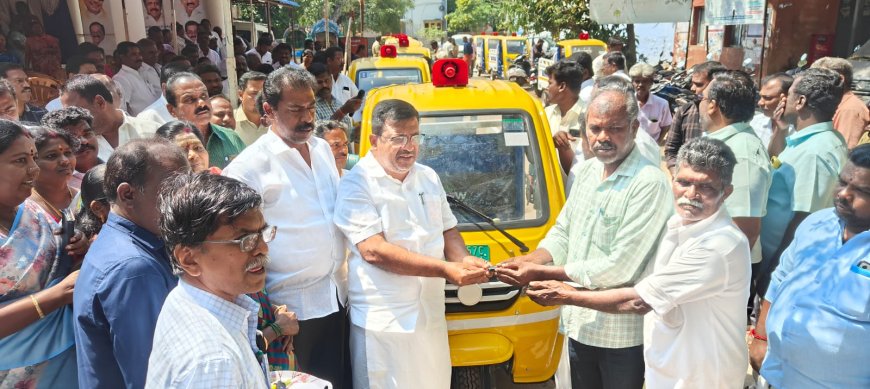 பழனி ஊராட்சிகளின் தூய்மை பணியாளர்களுக்கு 27 மின்கல வண்டிகள் வழங்கப்பட்டது...