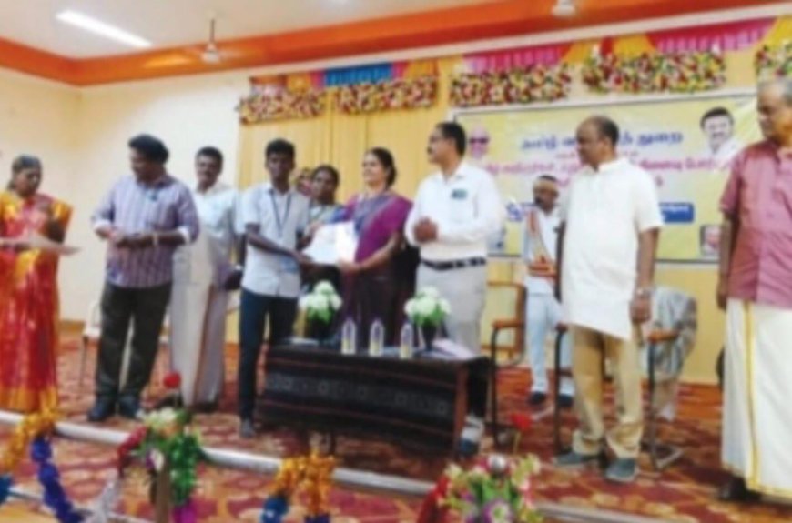 ஶ்ரீபராசக்தி மகளிர் கல்லூரியில் இலக்கிய கருத்தரங்கம்...