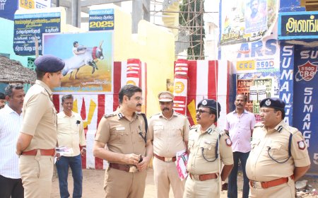 மதுரையில் ஜல்லிக்கட்டு நடைபெறும் இடத்தை மேற்கொள்ளப்பட வேண்டிய பாதுகாப்பு ஏற்பாடுகளை பார்வையிட்ட தமிழக காவல்துறை கூடுதல் இயக்குனர்