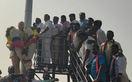 சேலம் வடக்கு தொகுதி விடுதலை சிறுத்தைகள் கட்சி மாவட்ட செயலாளராக ராமன் (பிரபாவளவன்) அறிவிப்பு அம்பேத்கர் சிலைக்கு மாலை அணிவித்து உறுதி மொழி