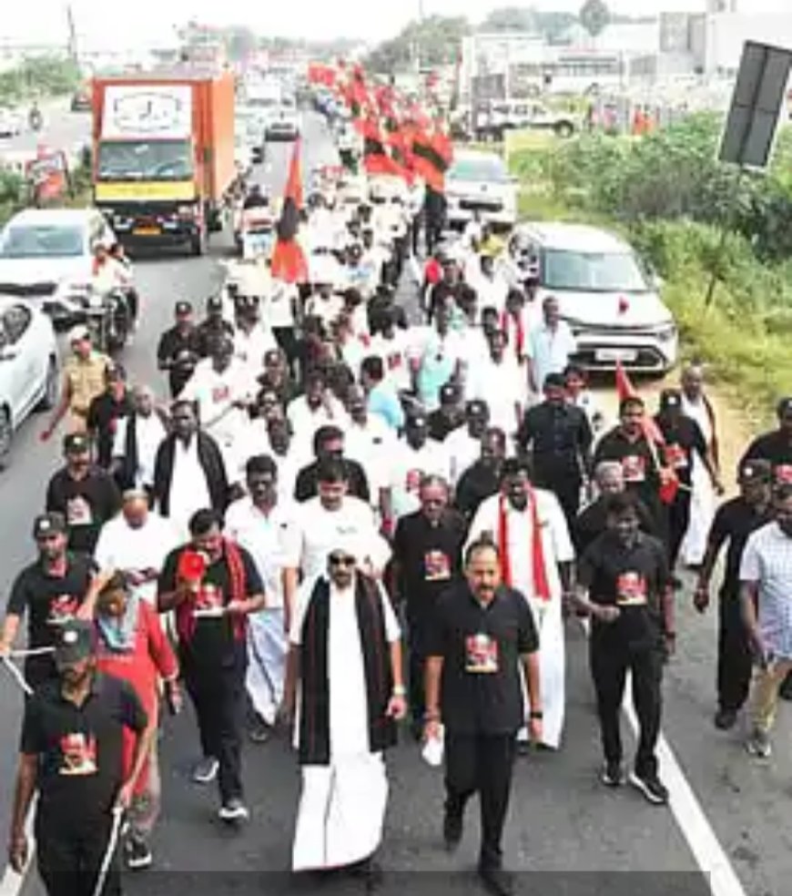 சமத்துவத்தின் பாதையில் வைகோ திருச்சியில் ஒற்றுமை முழங்க, இரண்டாம் நாளில் 14 கி.மீ. நடைப்பயணம்