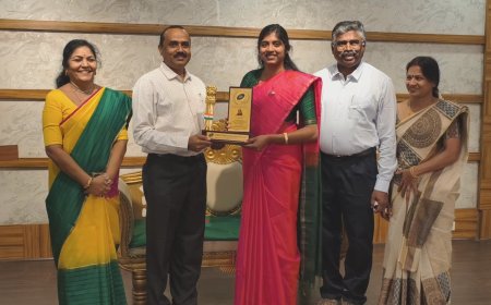 அகில இந்திய அளவில் 18வது இடமும் தமிழ்நாட்டில் 3 வது இடமும் பிடித்து  UPSC சிவில் சர்வீஸ் தேர்வில் சாதனை புரிந்த கோவை மாணவி