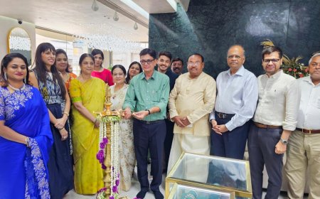 டிபாருமல் ஜுவல்லர்ஸின் பிரீமியம் நகை பிராண்டான எலவே டைமண்ட்ஸ் நிறுவனம் தனது முதல், ஃபிளாக்ஷிப் ஷோரூமை திறந்துள்ளது...