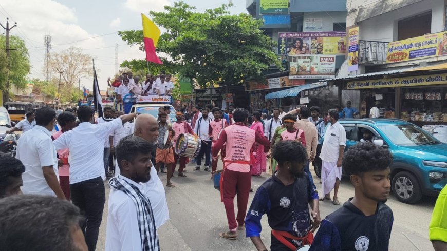 திமுக கூட்டணி கட்சிக்கு ஒதுக்கப்பட்ட மணப்பாறை தொகுதி மனித நேய மக்கள் கட்சி வேட்பாளருக்கு உற்சாக வரவேற்பு...