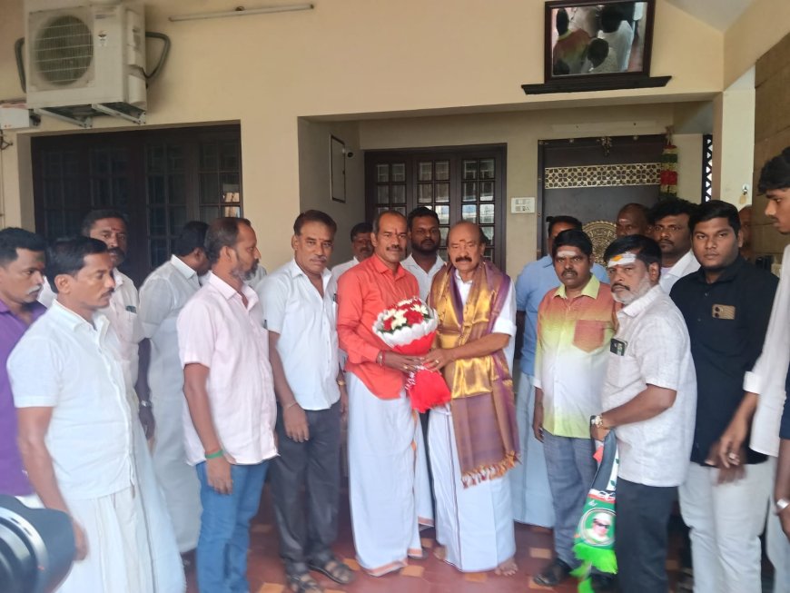 திருமண மேடை அலங்கரிப்பாளர் சங்கம் அதிமுக வுக்கு ஆதரவு தலைவர் பாலமுருகன் தலைமையில் நிர்வாகிகள் வேட்பாளர்களுடன் சந்திப்பு...