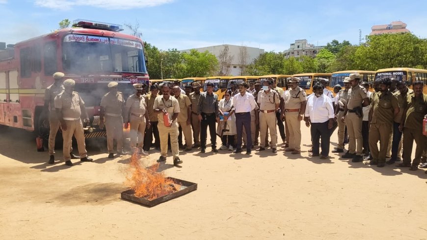 புதிய கல்வியாண்டை முன்னிட்டு தனியார் பள்ளி பேருந்துகள் மீது தீவிர ஆய்வு மேற்கொண்ட கோவை  மாவட்ட ஆட்சியர் பவன்குமார்...