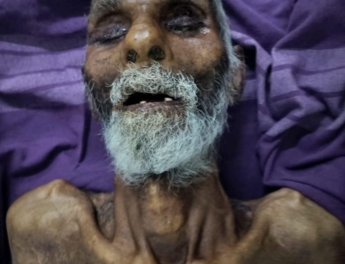மருத்துவமனையில் சிகிச்சை பெற்று வந்த முதியவர் பலி; முகவரி குறித்து விசாரணை