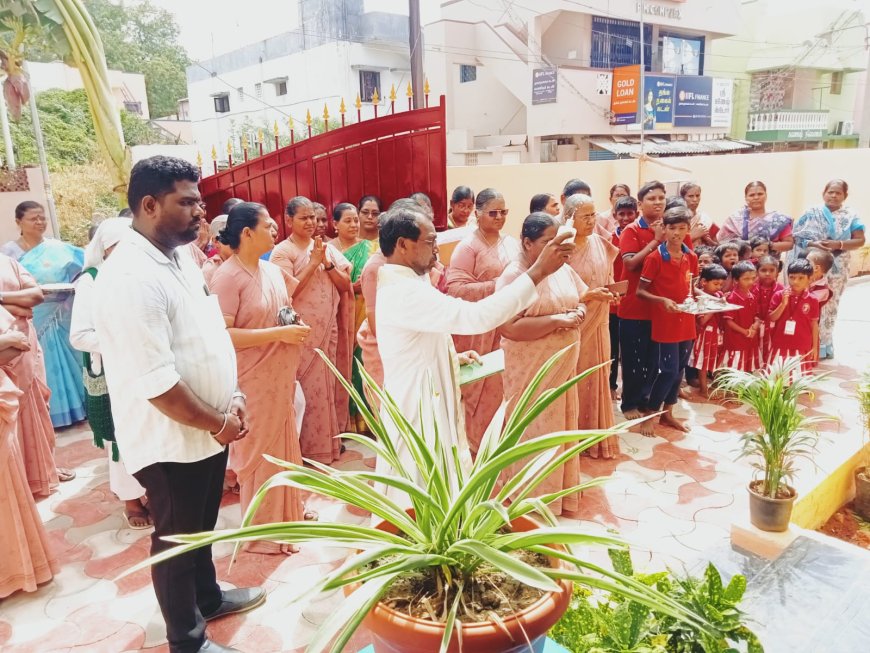 திருச்சியில் முதன்முறையாக உலக தரத்திற்கு இணையான அஜந்தா போன்ற ஓவியங்களுடன் கூடிய மழலையர் பள்ளி கட்டிடம் துவக்கம்...