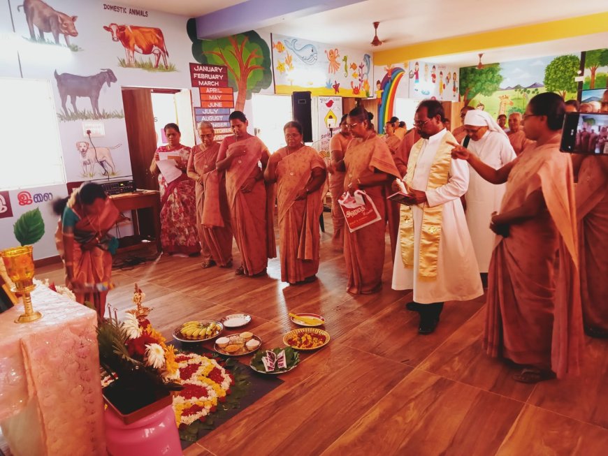 திருச்சியில் முதன்முறையாக உலக தரத்திற்கு இணையான அஜந்தா போன்ற ஓவியங்களுடன் கூடிய மழலையர் பள்ளி கட்டிடம் துவக்கம்...